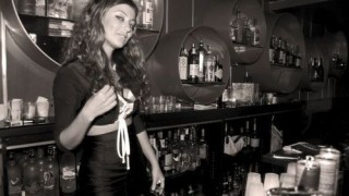 hot_bartenders_04