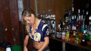 hot_bartenders_06