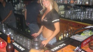 hot_bartenders_12