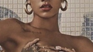 Foto di Rihanna nuda